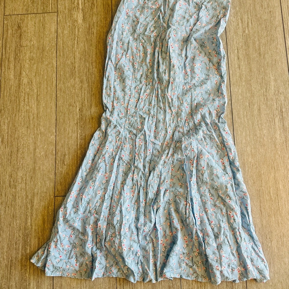 Light Blue Floral Maxi Skirt - Picture 9 of 9